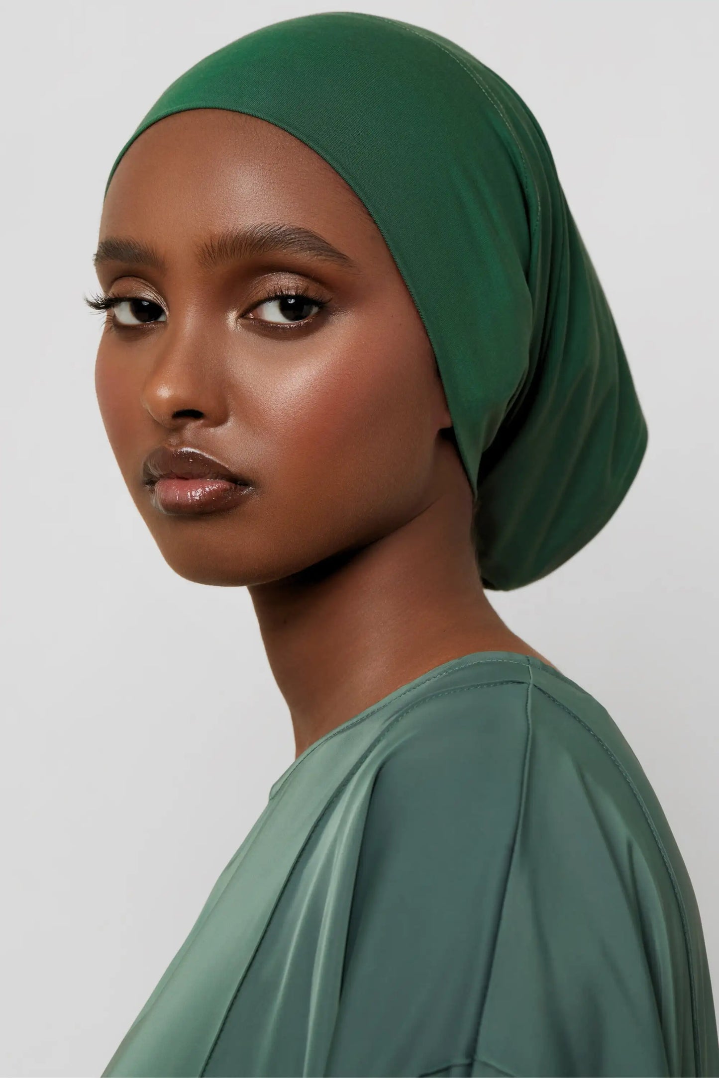 MODAL UNDER HIJAB CAP