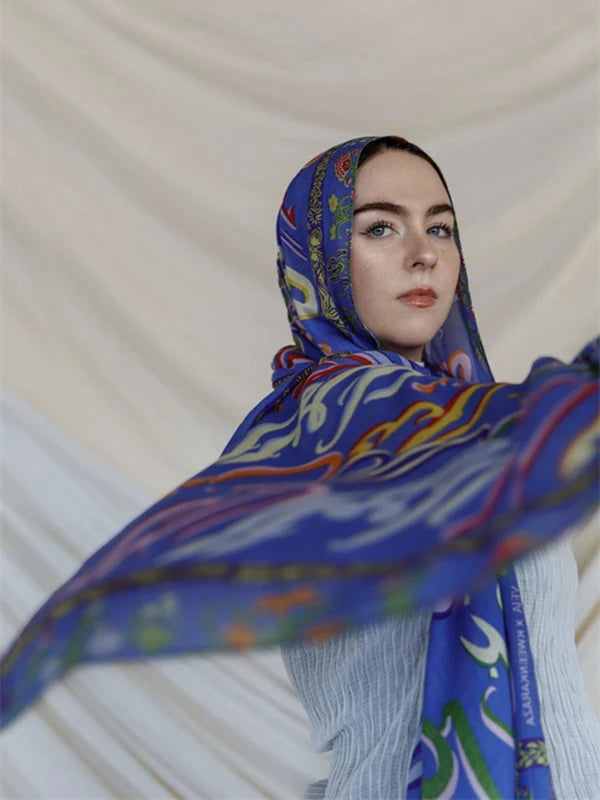 LAUH SCARF